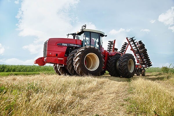 двигатель двигателя Cummins на тракторах Buhler